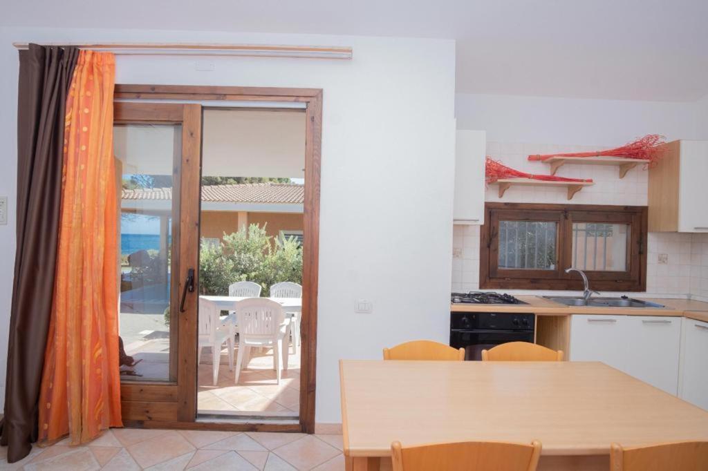 Villetta Porto Corallo Vista Mare 빌라푸주 외부 사진